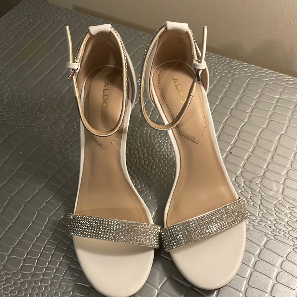 Aldo heels size 8.5